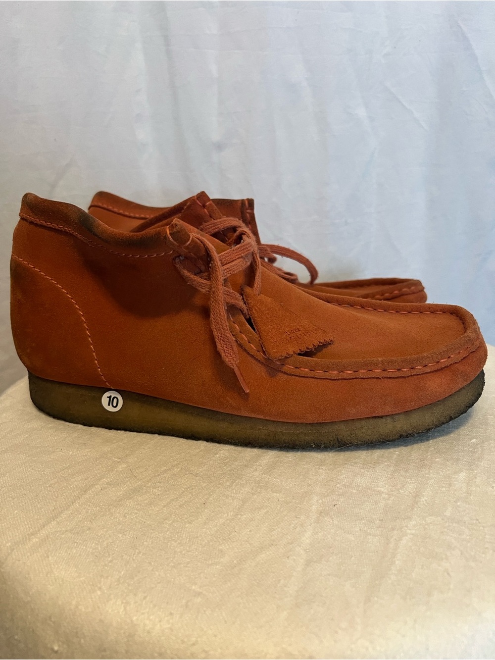 Clarks Men's Suede Chukka/Wallabee Boots in Rust